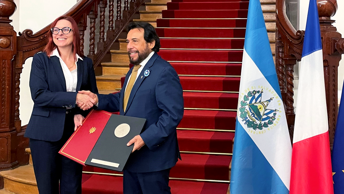 Signature d'accords avec le Salvador - 9 novembre 2022